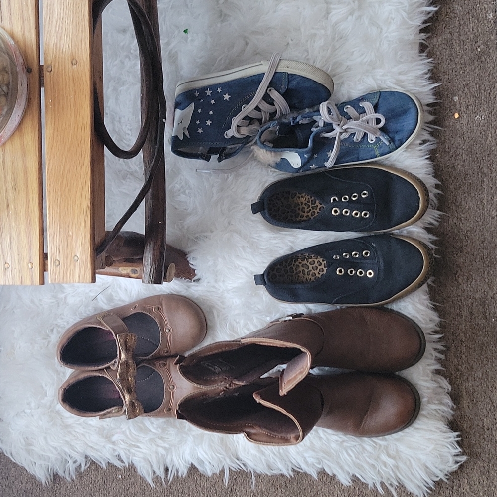 Girls shoes lot sz 11&12